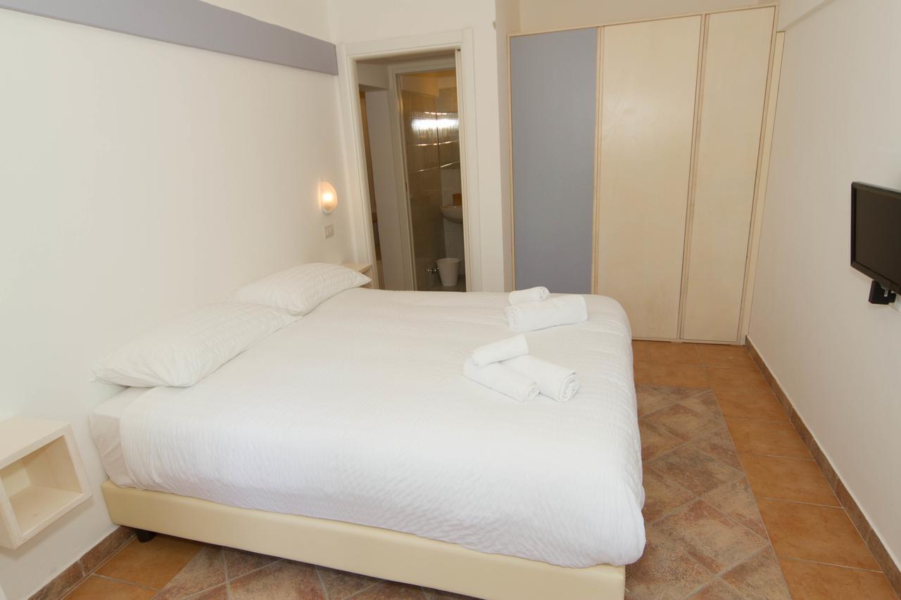 Residence Villa Ombrosa Spotorno Esterno foto