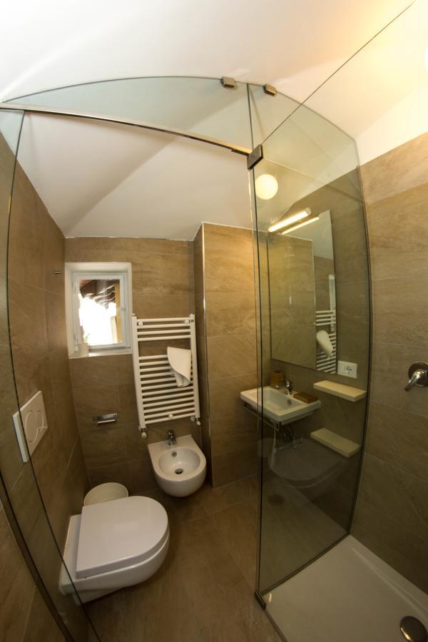 Residence Villa Ombrosa Spotorno Esterno foto